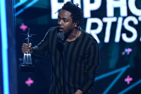 Kendrick Lamar, Taylor Swift dominate Grammy nominations - UPI.com