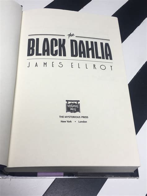 The Black Dahlia by James Ellroy (1987) hardcover first edition book