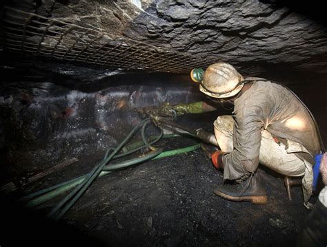 Platinum Drop Fires Social Unrest as Villagers Turn on Mines - Bloomberg