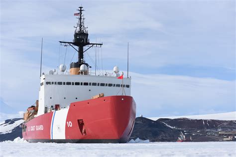 new-coast-guard-icebreaker-decade-away-lawmaker-says-s-too-long