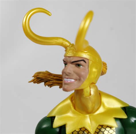 Lameazoid.com - Marvel_Legends_Loki_03 – Lameazoid.com