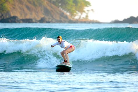 SURFING LESSONS IN JACO BEACH AND LOS SUENOS