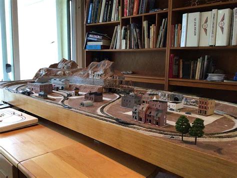 Modern N scale buildings -Jim's - Model railroad layouts plansModel ...