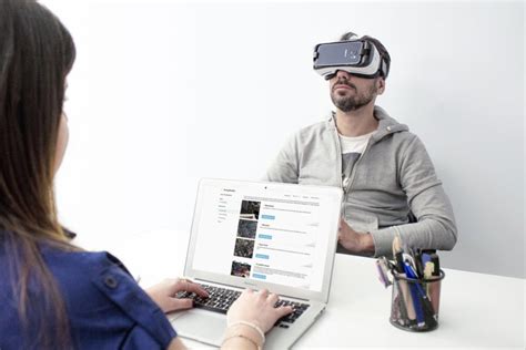 Virtual Reality Therapy - CBT Professionals