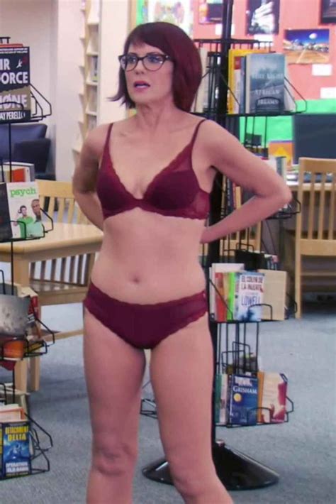 Megan Mullally in 2020 | American actress, Will and grace, Bikinis