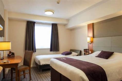 Premier Inn London Bank - Tower Hotel, London - overview