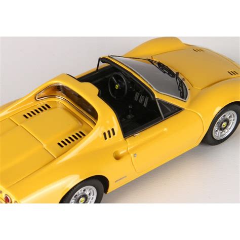 Ferrari Dino 246 GTS Yellow BBR BBRC54B - Miniatures Autos Motos