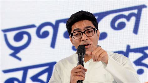 TMC Leader Abhishek Banerjee's Wife Appears Before ED For Questioning ...