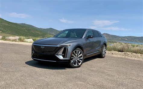 2023 Cadillac Lyriq : A Convincing First Attempt - The Car Guide