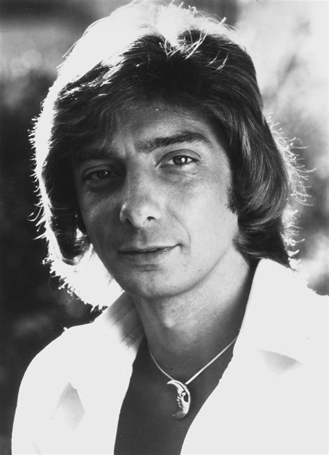 Has Barry Manilow Had Plastic Surgery? See the Singer's Transformation!