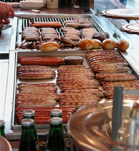 Bratwurst - Wikipedia