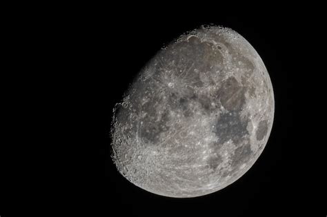 Free Photo | Closeup shot of the waxing gibbous moon with visible craters and the sea of tranquility