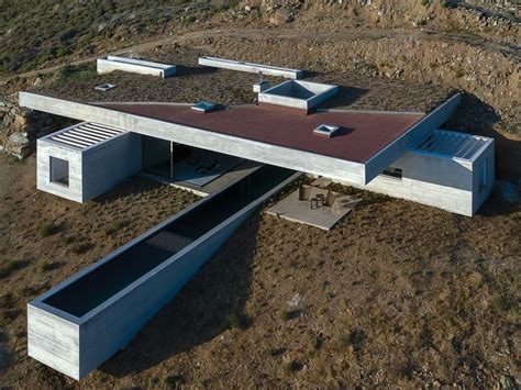 Architecture and Topography: 25 Projects with Different Approaches to Relief | ArchDaily