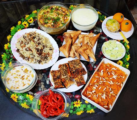 Most of these are South Asian food. My mum made these 😄 : r/tonightsdinner