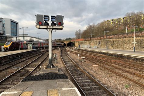 Network Rail gets cracking with Easter track improvements in Sheffield ...