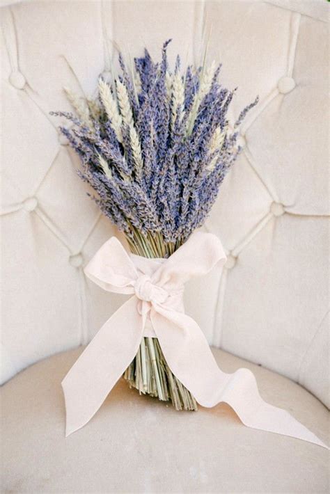 40 Charming And Romantic Lavender Wedding Ideas - Weddingomania