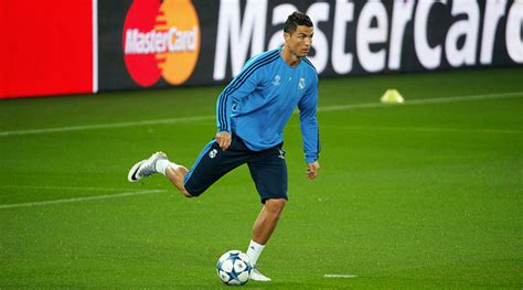 Cristiano Ronaldo’s training tips | FourFourTwo