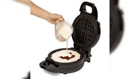 Thousands of waffle makers recalled following dozens of reported burns