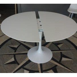 Extendable Tulip Dining Table