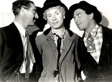 Marx Brothers (A Night at the Opera)_03 | Nice Is Life