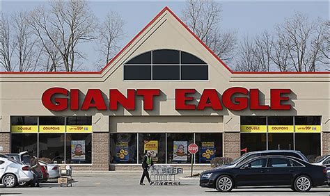 Giant Eagle to close local grocery stores on May 3 - Toledo Blade