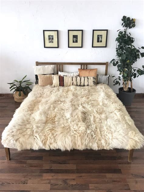 Exclusive Real SHEEPSKIN BLANKET Large Sheepskin Area Rug | Etsy UK