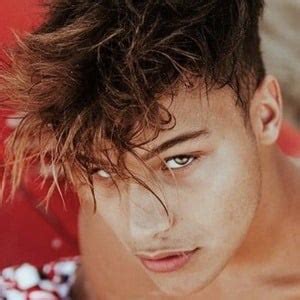 Denis Dosio - Age, Family, Bio | Famous Birthdays