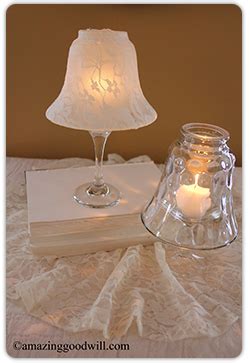 Diy Candle Centerpieces, Diy Candles, Table Decorations, Candle Wax, Candle Lamp Diy, Repurpose ...