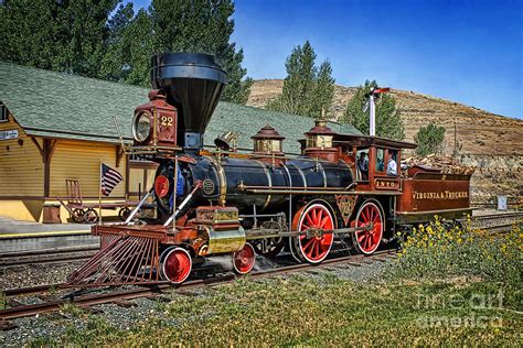 usa - Where can I find train routes using Wild West locomotives ...