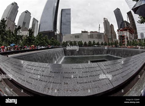 911 World Trade Center Memorial , Ground Zero, Manhattan, New York ...