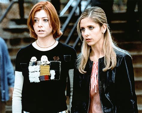 Sarah Michelle Gellar Admits To Having Heated Moments With Alyson Hannigan On Buffy Set - Hot ...