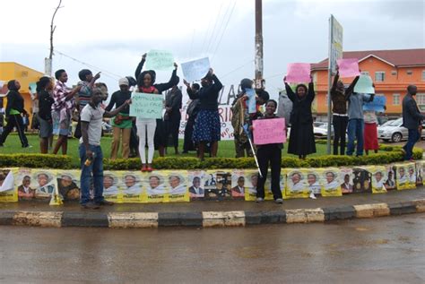 Fort Portal: Women Activists Protest Over Court Injustices | ChimpReports