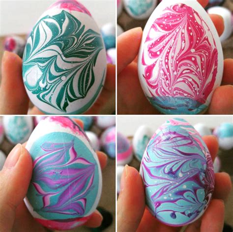 Water Marble Easter Egg Decorating - Crafty Morning