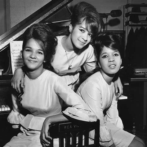 The Ronettes Photos (50 of 90) | Last.fm