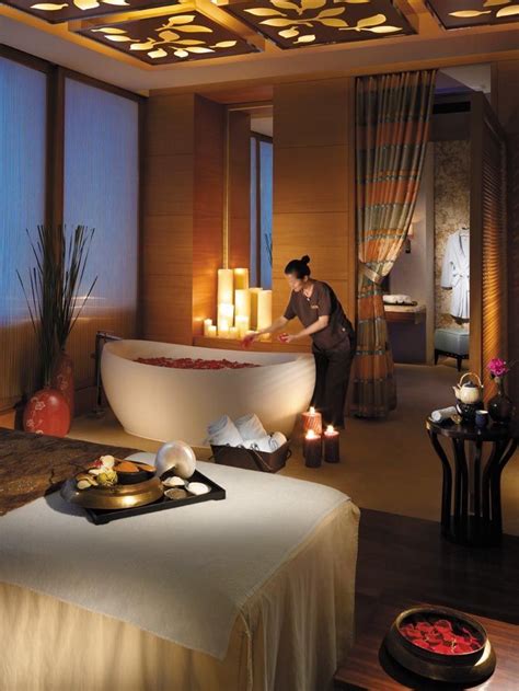 Pin by Karen McCreary on Pure Luxury | Spa rooms, Spa massage room, Spa ...