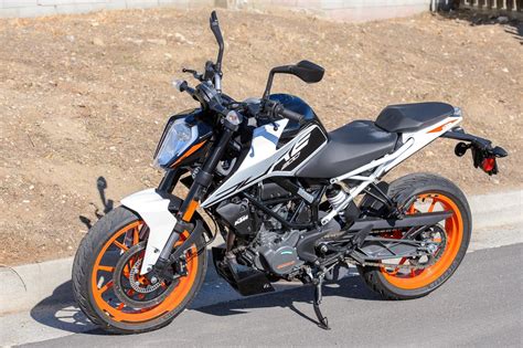 2020 KTM 200 Duke Test: An Expert’s View For Sport Riding