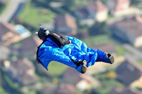 Wingsuit Flying Wallpapers - Top Free Wingsuit Flying Backgrounds - WallpaperAccess