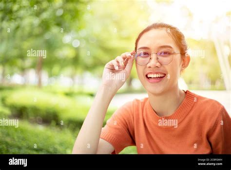 Asian teen girl wearing glasses hi-res stock photography and images - Alamy