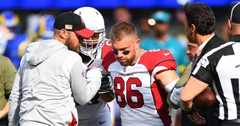 Cardinals' Zach Ertz Reportedly Suffered Season-Ending Knee Injury vs. Rams | News, Scores ...