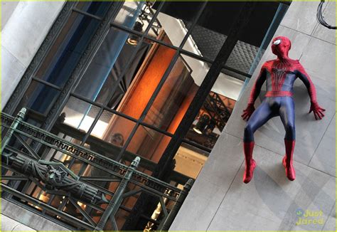 Andrew Garfield: 'Spider-Man' Stunts in Midtown | Photo 555168 - Photo Gallery | Just Jared Jr.