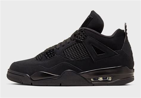 Official Images Of The Air Jordan 4 Black Cat | Air jordan, Jordan 4, Schuhaufbewarung