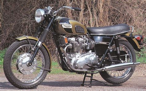 Triumph Trident T150 750 (1971) technical specifications