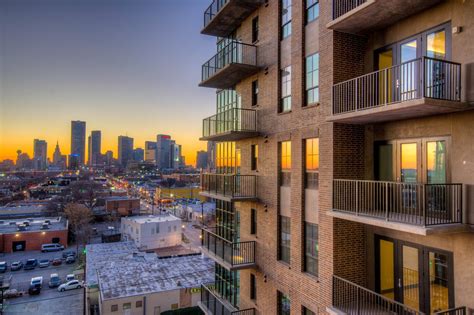 Luxury Apartment Rentals in Downtown Dallas | The Case Building