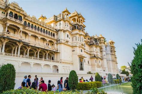 Udaipur: Full Day Private City Tour with Optional Boat Ride | GetYourGuide