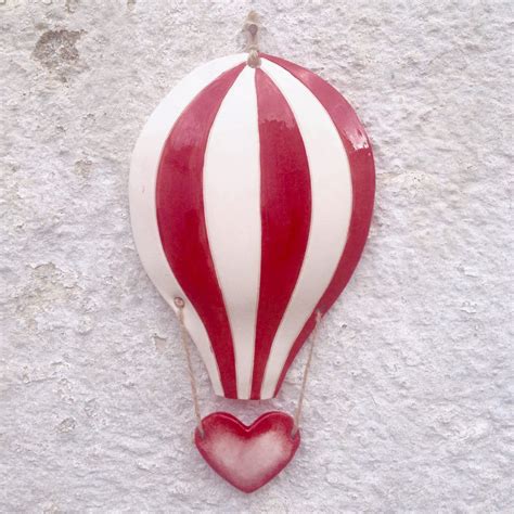 Mobiles, Mani, Clays, Diy Clay, Clay Ideas, Hot Air Balloon, Handmade Ceramics, Home Decor Wall ...
