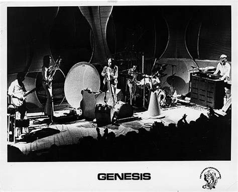 Genesis band, Genesis, Photo music video