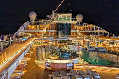 Vista cruise ship review: What to expect on Oceania’s first Allura ...