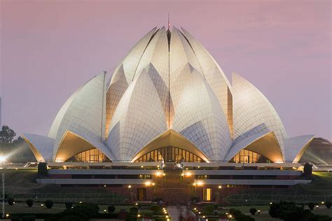 Baha'i Lotus Temple - Heroes Of Adventure