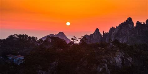 Sunrise at Mt. Huangshan by David Dai David Dai: Photos #nature #photography | Cool landscapes ...