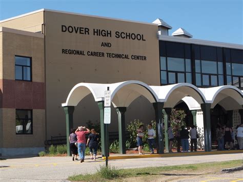 Dover High School | P5120618.jpg | rickpilot_2000 | Flickr